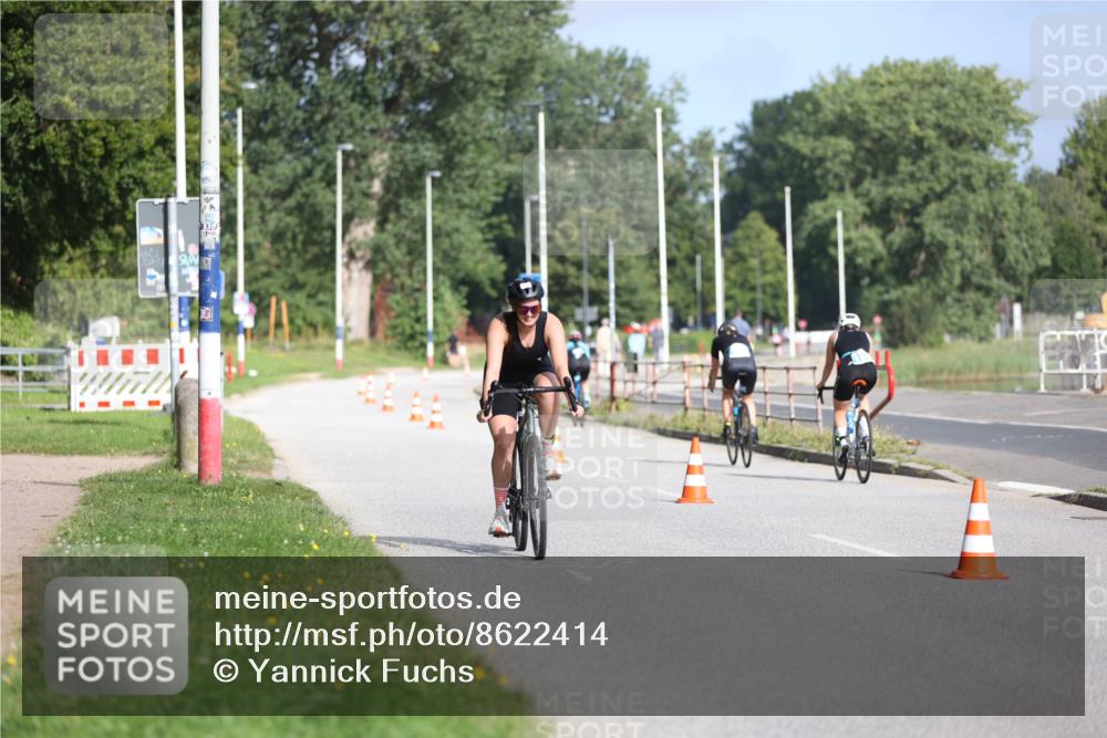 17.08.2025 - KN Förde Triathlon 2025 Yannick Fuchs http://msf.ph/oto/8622414 17.08.2025 09:48:42 Radfahren 189, 213, 106, 159, 194 meine-sportfotos.de