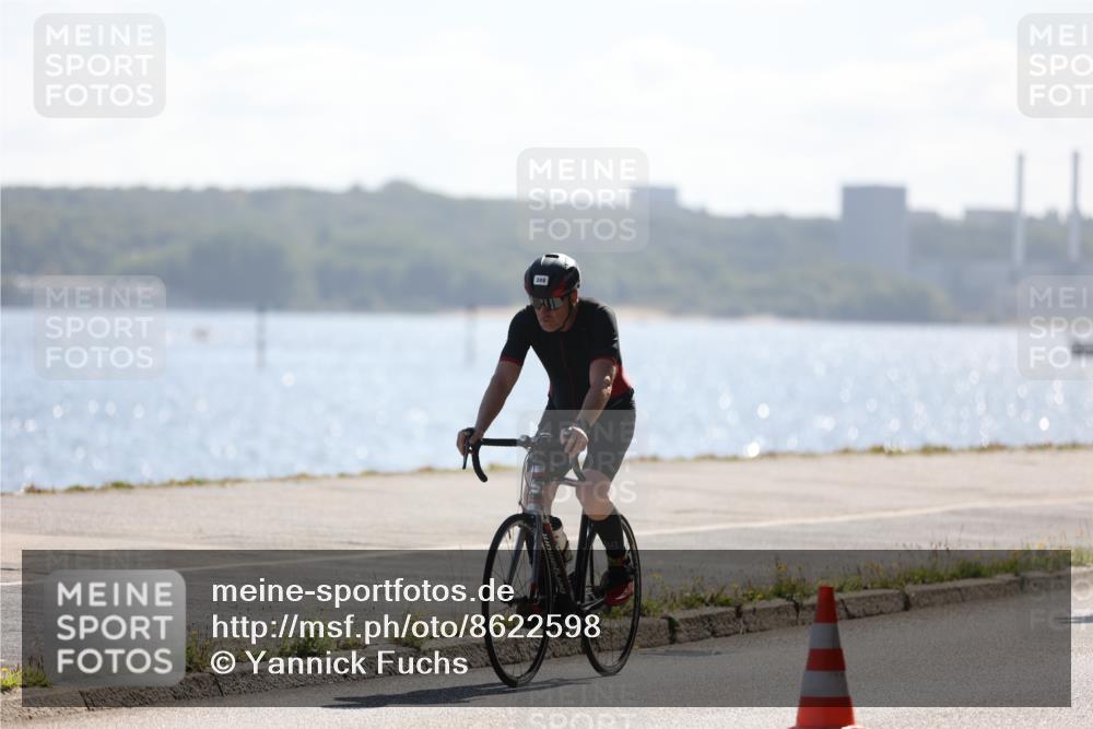 17.08.2025 - KN Förde Triathlon 2025 Yannick Fuchs http://msf.ph/oto/8622598 17.08.2025 11:10:36 Radfahren 264, 268, 308, 326, 327, 343 meine-sportfotos.de