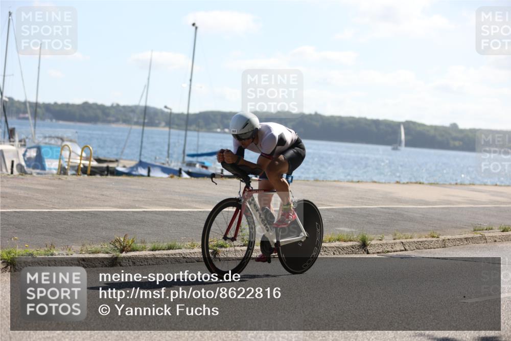 17.08.2025 - KN Förde Triathlon 2025 Yannick Fuchs http://msf.ph/oto/8622816 17.08.2025 11:12:05 Radfahren 278, 287, 291, 327, 371, 293, 321, 371, 603 meine-sportfotos.de