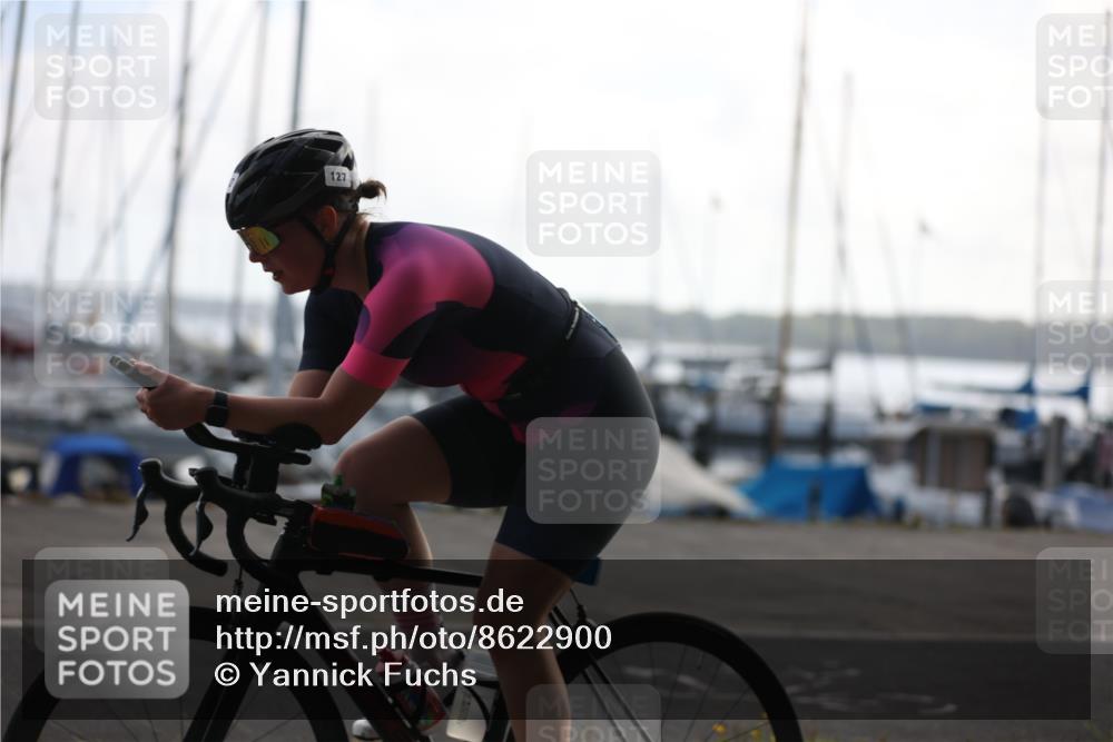 17.08.2025 - KN Förde Triathlon 2025 Yannick Fuchs http://msf.ph/oto/8622900 17.08.2025 09:52:56 Radfahren 127, 148, 163, 170, 174, 188, 215, 242, 148, 160, 163, 184, 196, 210 meine-sportfotos.de