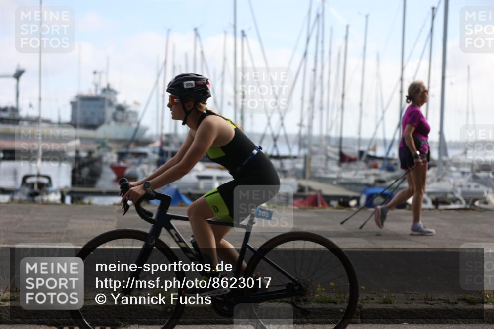 17.08.2025 - KN Förde Triathlon 2025 Yannick Fuchs http://msf.ph/oto/8623017 17.08.2025 09:54:36 Radfahren 127, 138, 146, 148, 184, 186, 196, 199, 205, 210, 211, 215, 230, 242, 152, 168, 230 meine-sportfotos.de