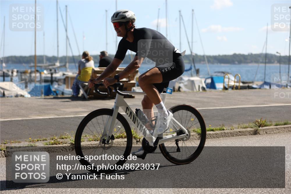 17.08.2025 - KN Förde Triathlon 2025 Yannick Fuchs http://msf.ph/oto/8623037 17.08.2025 11:12:58 Radfahren 263, 267, 339, 348, 351, 372, 610, 611, 360, 606 meine-sportfotos.de