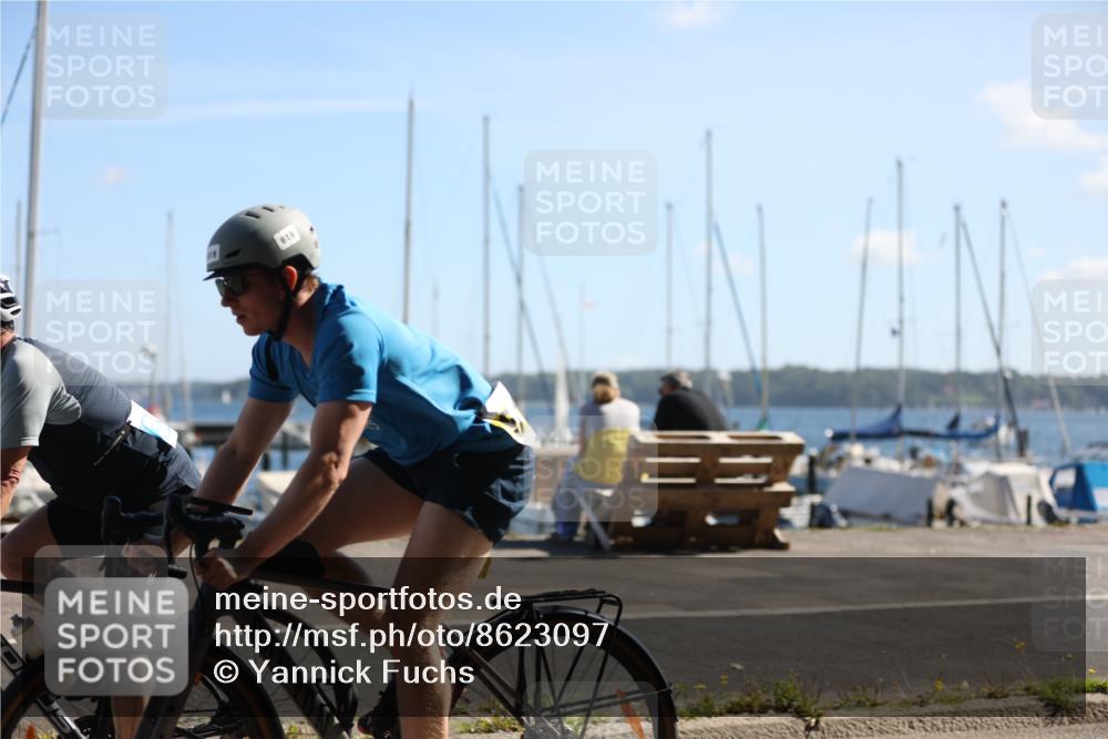 17.08.2025 - KN Förde Triathlon 2025 Yannick Fuchs http://msf.ph/oto/8623097 17.08.2025 11:13:23 Radfahren 287, 329, 330, 341, 345, 353, 374, 377, 380, 613, 619, 625, 638, 272, 341, 621 meine-sportfotos.de