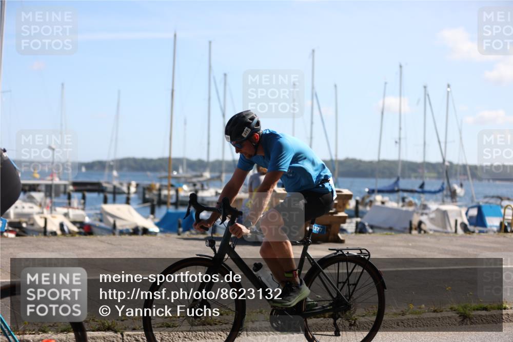 17.08.2025 - KN Förde Triathlon 2025 Yannick Fuchs http://msf.ph/oto/8623132 17.08.2025 11:13:30 Radfahren 287, 329, 345, 362, 374, 377, 330, 353, 380, 613, 619, 625, 638 meine-sportfotos.de
