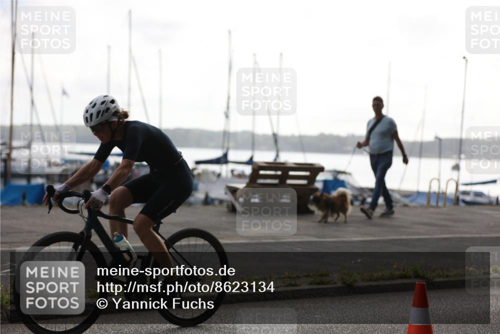 17.08.2025 - KN Förde Triathlon 2025 Yannick Fuchs http://msf.ph/oto/8623134 17.08.2025 09:55:34 Radfahren 166, 190, 167, 235 meine-sportfotos.de