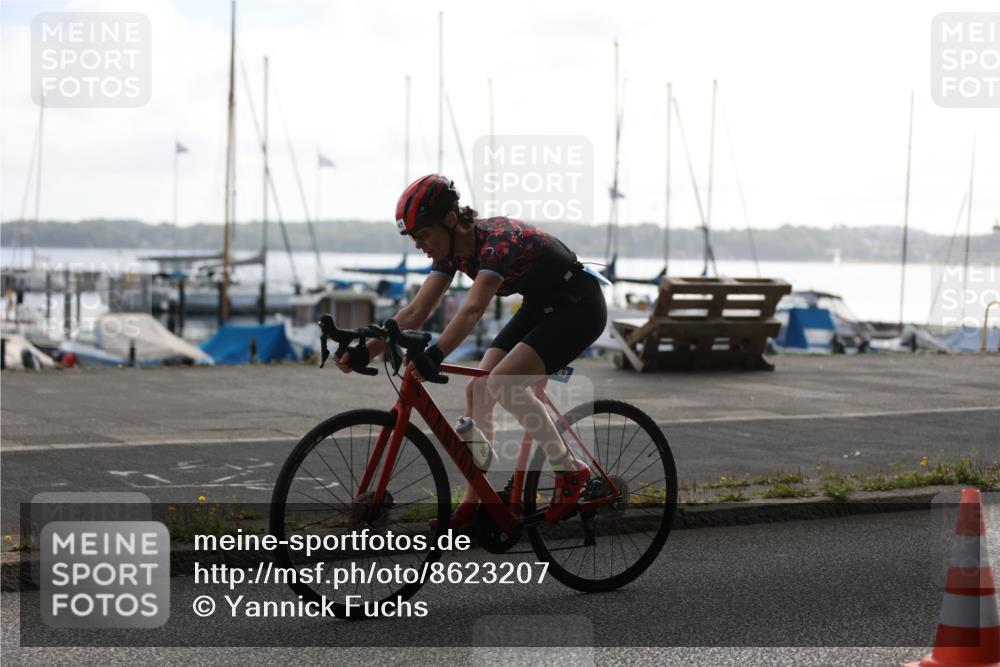 17.08.2025 - KN Förde Triathlon 2025 Yannick Fuchs http://msf.ph/oto/8623207 17.08.2025 09:56:25 Radfahren 143, 146, 230, 152 meine-sportfotos.de