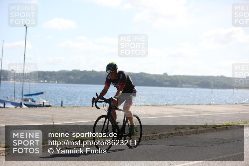 17.08.2025 - KN Förde Triathlon 2025 Yannick Fuchs http://msf.ph/oto/8623211 17.08.2025 11:13:59 Radfahren 332, 350, 370, 373, 387, 616, 620, 635, 271, 307, 354 meine-sportfotos.de