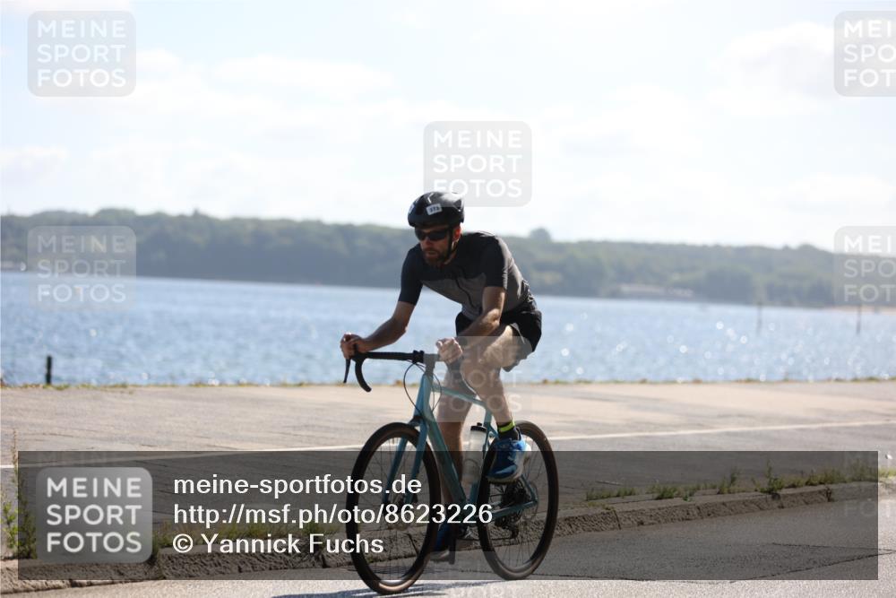 17.08.2025 - KN Förde Triathlon 2025 Yannick Fuchs http://msf.ph/oto/8623226 17.08.2025 11:14:06 Radfahren 273, 280, 356, 373, 612, 616, 617, 332, 350, 370, 387, 620, 635 meine-sportfotos.de