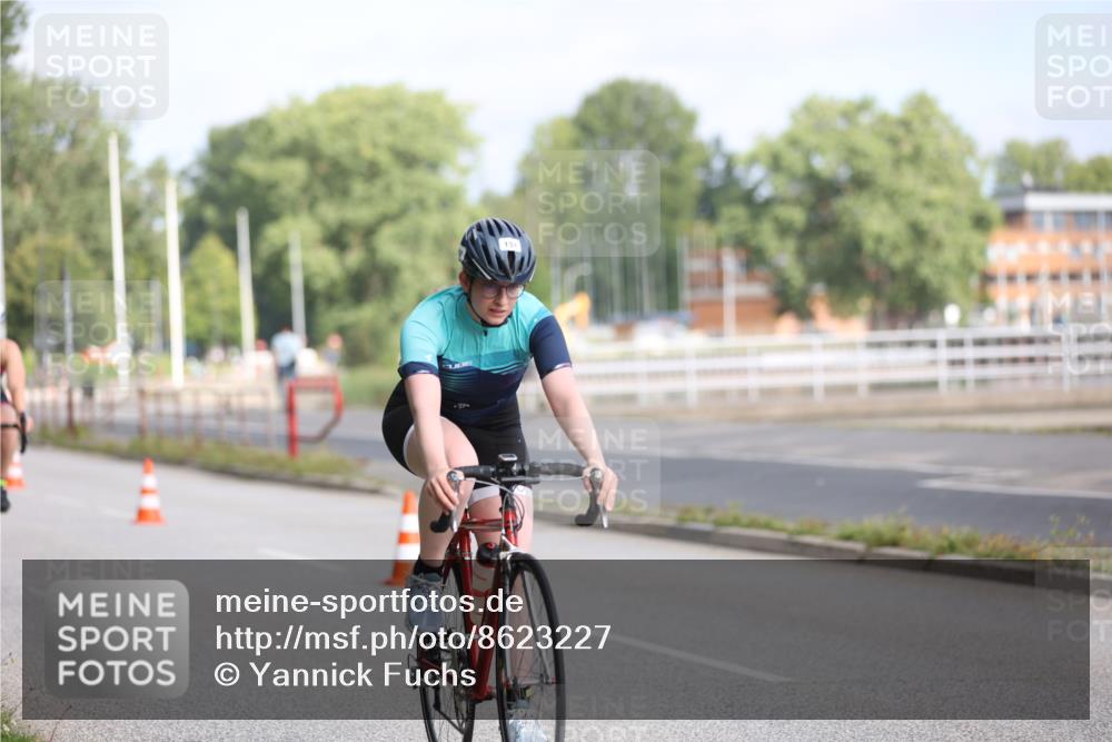 17.08.2025 - KN Förde Triathlon 2025 Yannick Fuchs http://msf.ph/oto/8623227 17.08.2025 09:56:39 Radfahren 130, 138, 145, 151, 212, 205 meine-sportfotos.de