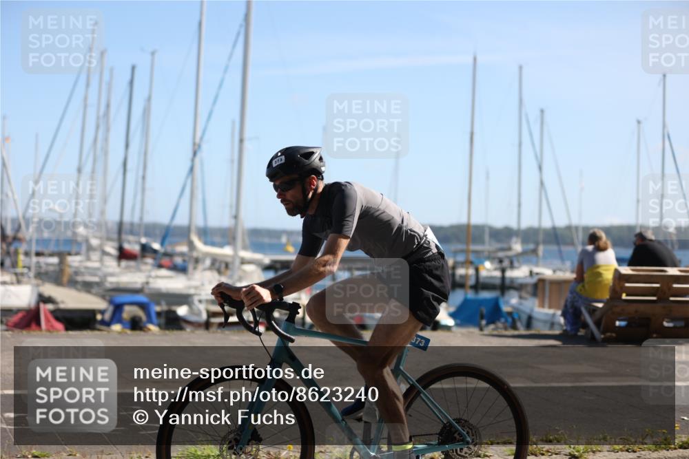 17.08.2025 - KN Förde Triathlon 2025 Yannick Fuchs http://msf.ph/oto/8623240 17.08.2025 11:14:07 Radfahren 273, 280, 356, 373, 612, 616, 617, 332, 350, 370, 387, 620, 635 meine-sportfotos.de
