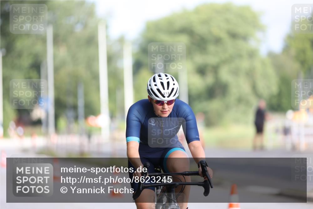 17.08.2025 - KN Förde Triathlon 2025 Yannick Fuchs http://msf.ph/oto/8623245 17.08.2025 09:56:44 Radfahren 145, 212, 130, 138, 151, 205 meine-sportfotos.de