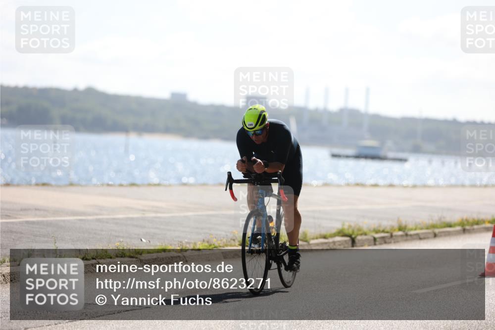 17.08.2025 - KN Förde Triathlon 2025 Yannick Fuchs http://msf.ph/oto/8623271 17.08.2025 11:14:25 Radfahren 263, 288, 306, 337, 389, 614, 285, 630 meine-sportfotos.de