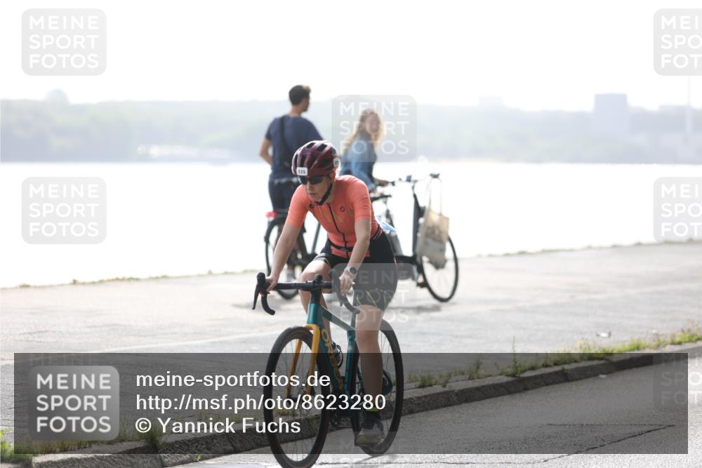 17.08.2025 - KN Förde Triathlon 2025 Yannick Fuchs http://msf.ph/oto/8623280 17.08.2025 09:57:05 Radfahren 122, 225, 237, 171, 180 meine-sportfotos.de