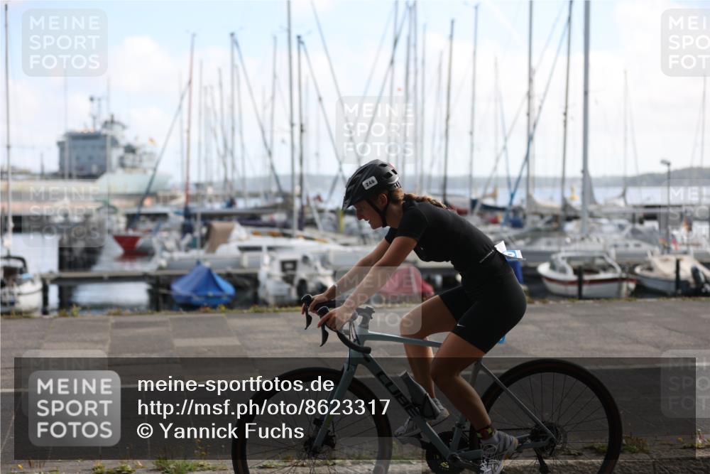 17.08.2025 - KN Förde Triathlon 2025 Yannick Fuchs http://msf.ph/oto/8623317 17.08.2025 09:57:24 Radfahren 135, 139, 195, 201, 235, 246, 166, 219, 245 meine-sportfotos.de