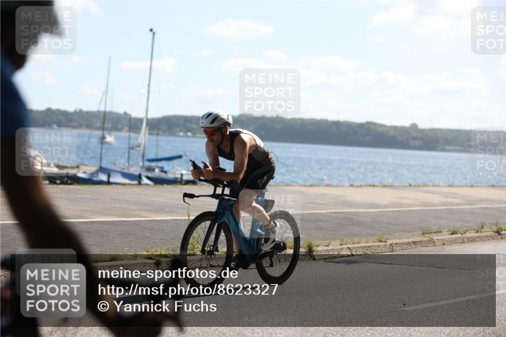 17.08.2025 - KN Förde Triathlon 2025 Yannick Fuchs http://msf.ph/oto/8623327 17.08.2025 11:14:43 Radfahren 296, 303, 328, 352, 361, 369, 372, 606, 610, 349, 389 meine-sportfotos.de
