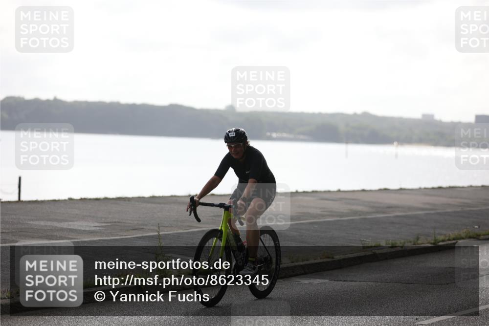 17.08.2025 - KN Förde Triathlon 2025 Yannick Fuchs http://msf.ph/oto/8623345 17.08.2025 09:57:37 Radfahren 144, 190, 139 meine-sportfotos.de
