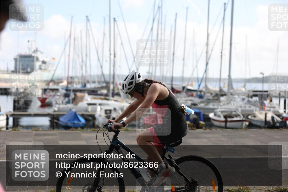 17.08.2025 - KN Förde Triathlon 2025 Yannick Fuchs http://msf.ph/oto/8623366 17.08.2025 09:57:51 Radfahren 120, 150, 187, 243 meine-sportfotos.de