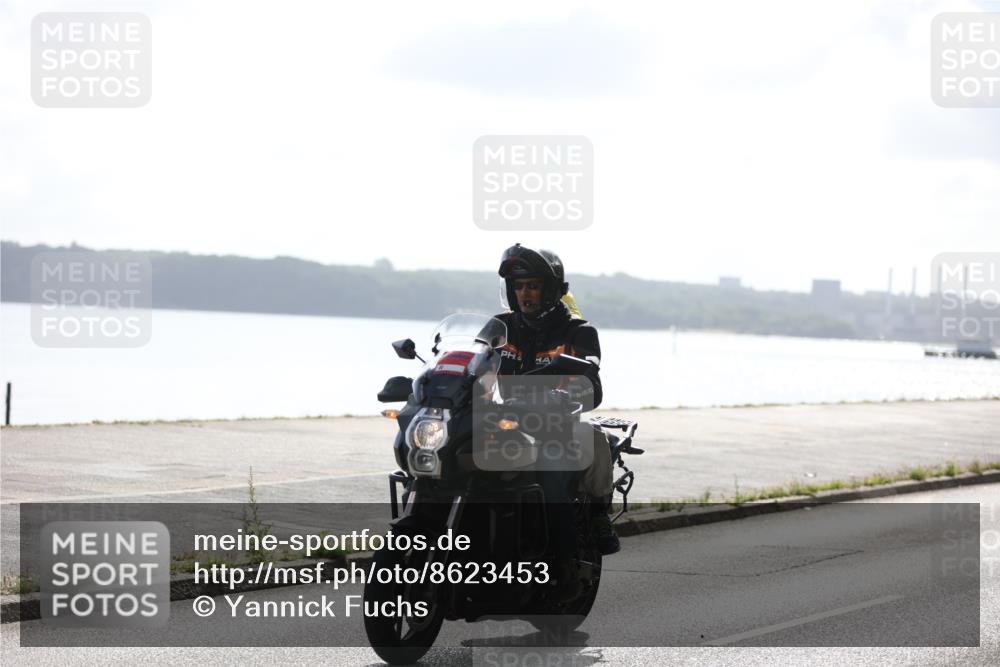 17.08.2025 - KN Förde Triathlon 2025 Yannick Fuchs http://msf.ph/oto/8623453 17.08.2025 09:58:29 Radfahren 177, 185, 173 meine-sportfotos.de