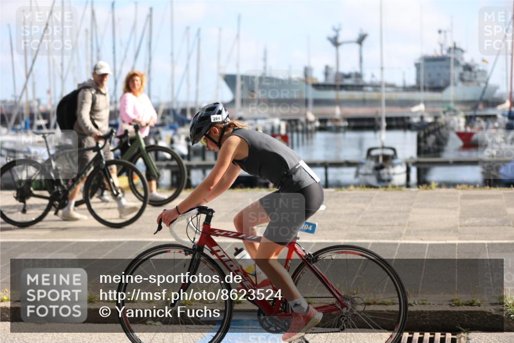 17.08.2025 - KN Förde Triathlon 2025 Yannick Fuchs http://msf.ph/oto/8623524 17.08.2025 09:59:32 Radfahren 140, 144, 204, 246, 139, 144 meine-sportfotos.de