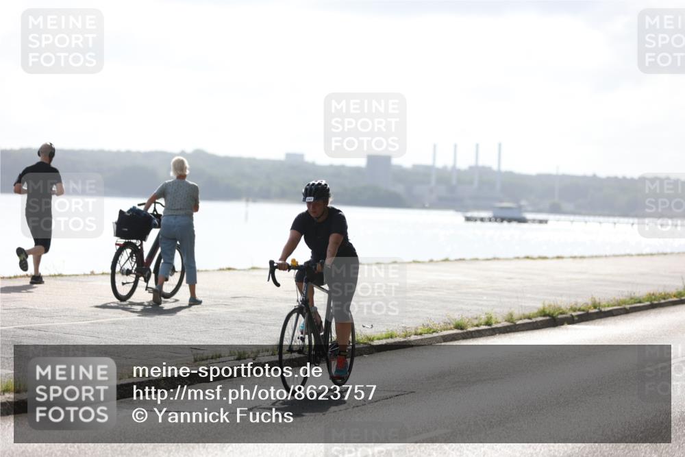 17.08.2025 - KN Förde Triathlon 2025 Yannick Fuchs http://msf.ph/oto/8623757 17.08.2025 10:02:02 Radfahren 189, 194, 221, 248 meine-sportfotos.de