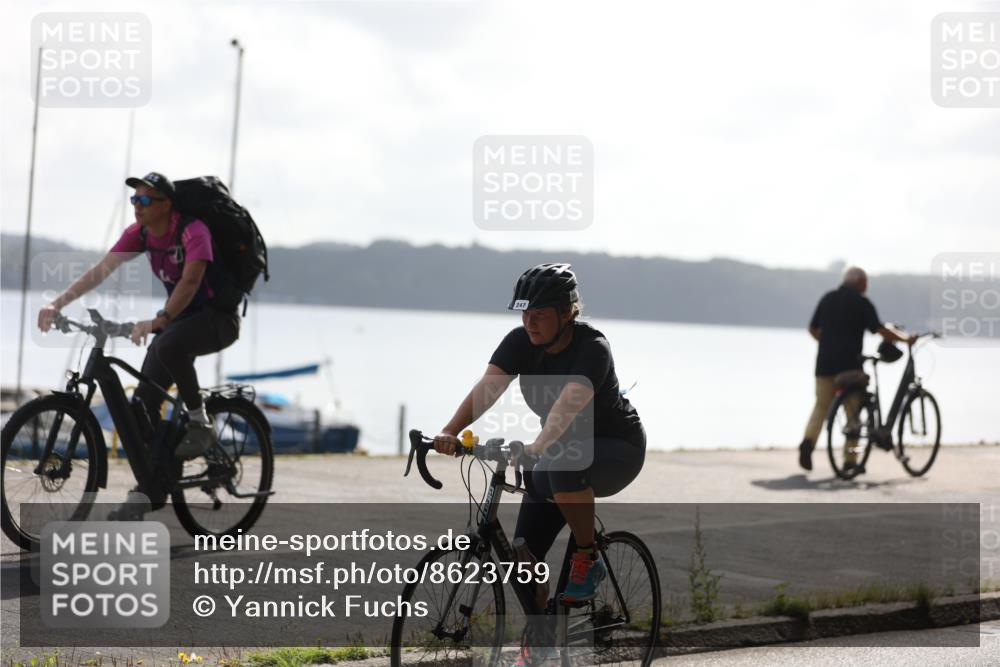 17.08.2025 - KN Förde Triathlon 2025 Yannick Fuchs http://msf.ph/oto/8623759 17.08.2025 10:02:03 Radfahren 189, 194, 189, 221 meine-sportfotos.de