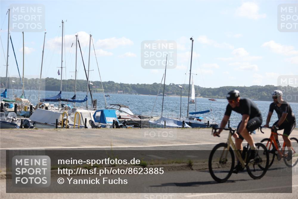 17.08.2025 - KN Förde Triathlon 2025 Yannick Fuchs http://msf.ph/oto/8623885 17.08.2025 11:19:45 Radfahren 270, 278, 302, 325, 331, 340, 385, 390, 615, 269 meine-sportfotos.de