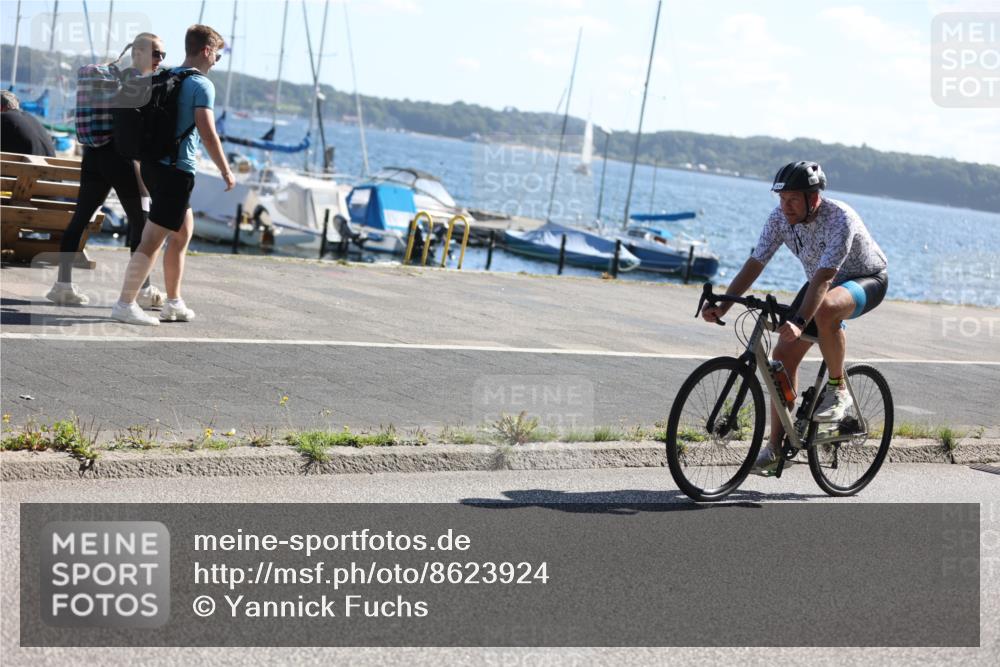 17.08.2025 - KN Förde Triathlon 2025 Yannick Fuchs http://msf.ph/oto/8623924 17.08.2025 11:20:19 Radfahren 324, 365, 375, 604, 607, 312, 321 meine-sportfotos.de