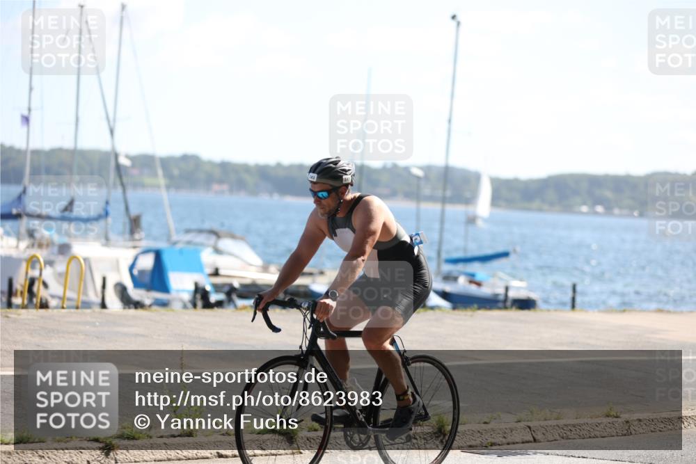 17.08.2025 - KN Förde Triathlon 2025 Yannick Fuchs http://msf.ph/oto/8623983 17.08.2025 11:21:16 Radfahren 270, 331, 343, 620, 639, 278, 293, 327, 364, 602, 611 meine-sportfotos.de