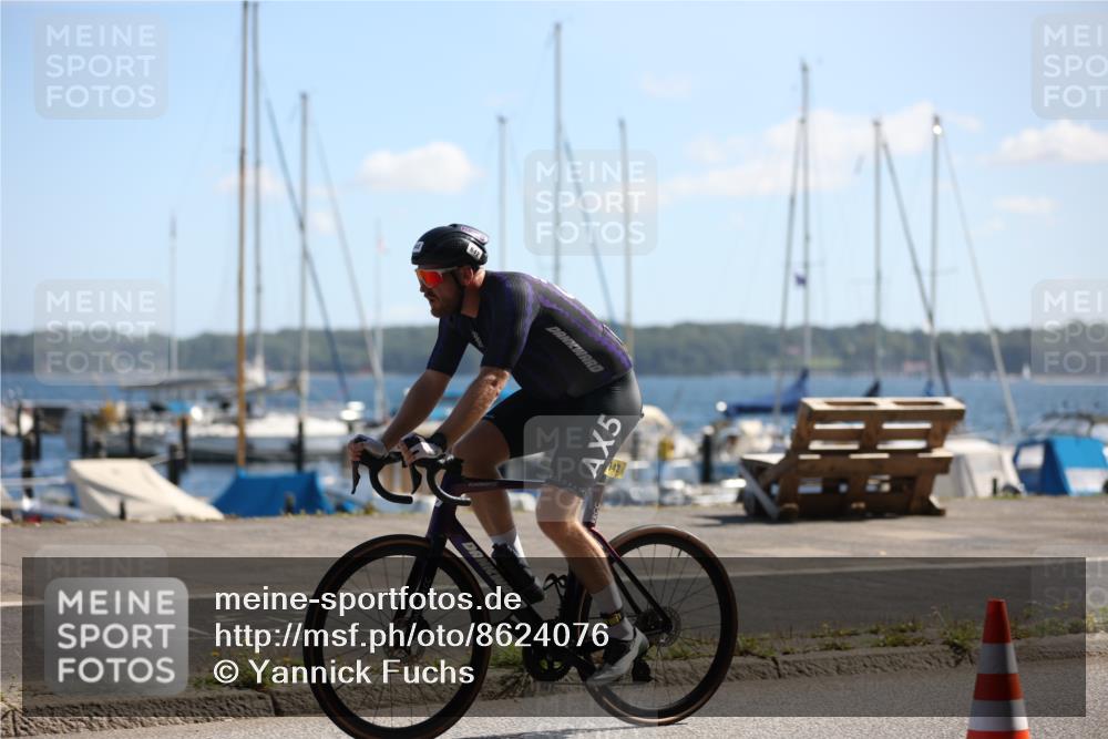 17.08.2025 - KN Förde Triathlon 2025 Yannick Fuchs http://msf.ph/oto/8624076 17.08.2025 11:24:18 Radfahren 263, 271, 329, 350, 354, 642, 345, 353, 619 meine-sportfotos.de