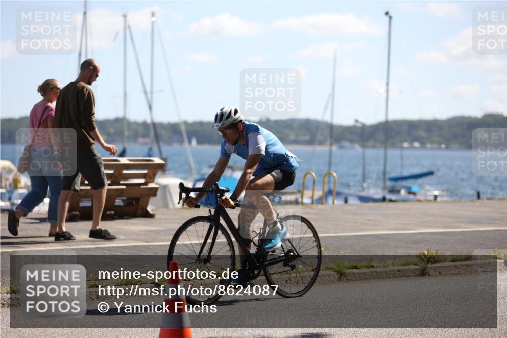 17.08.2025 - KN Förde Triathlon 2025 Yannick Fuchs http://msf.ph/oto/8624087 17.08.2025 11:24:29 Radfahren 281, 326, 329, 352, 371, 380, 616, 263, 271, 329, 350, 354 meine-sportfotos.de