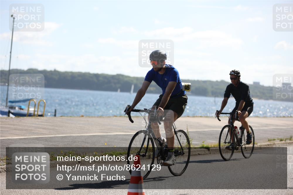 17.08.2025 - KN Förde Triathlon 2025 Yannick Fuchs http://msf.ph/oto/8624129 17.08.2025 11:25:16 Radfahren 266, 337, 384, 609, 613, 625, 638, 284, 308, 309, 374, 613, 638 meine-sportfotos.de