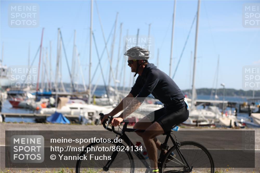 17.08.2025 - KN Förde Triathlon 2025 Yannick Fuchs http://msf.ph/oto/8624134 17.08.2025 11:25:17 Radfahren 266, 330, 337, 384, 609, 625, 308, 309, 374, 613, 638 meine-sportfotos.de