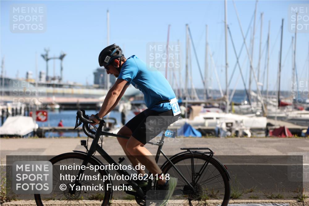 17.08.2025 - KN Förde Triathlon 2025 Yannick Fuchs http://msf.ph/oto/8624148 17.08.2025 11:25:29 Radfahren 261, 285, 295, 296, 307, 330, 377, 617, 629, 630, 632, 633, 266, 330 meine-sportfotos.de