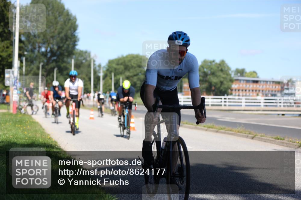 17.08.2025 - KN Förde Triathlon 2025 Yannick Fuchs http://msf.ph/oto/8624177 17.08.2025 11:25:39 Radfahren 288, 296, 307, 349, 372, 610, 617, 629, 630, 632, 633 meine-sportfotos.de
