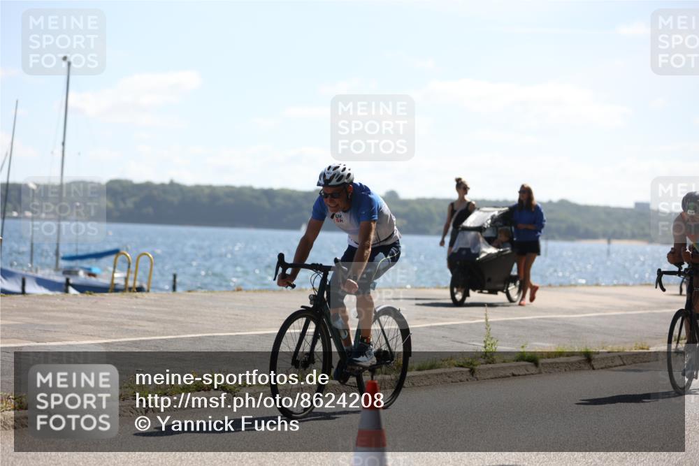 17.08.2025 - KN Förde Triathlon 2025 Yannick Fuchs http://msf.ph/oto/8624208 17.08.2025 11:25:55 Radfahren 310, 345, 353, 354, 361, 368, 612, 614, 619, 623, 643, 332, 351, 622, 642 meine-sportfotos.de