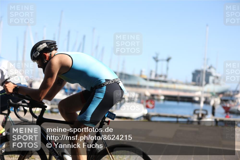 17.08.2025 - KN Förde Triathlon 2025 Yannick Fuchs http://msf.ph/oto/8624215 17.08.2025 11:25:56 Radfahren 310, 345, 353, 354, 361, 368, 612, 614, 619, 623, 643, 332, 351, 353, 622, 642, 643 meine-sportfotos.de