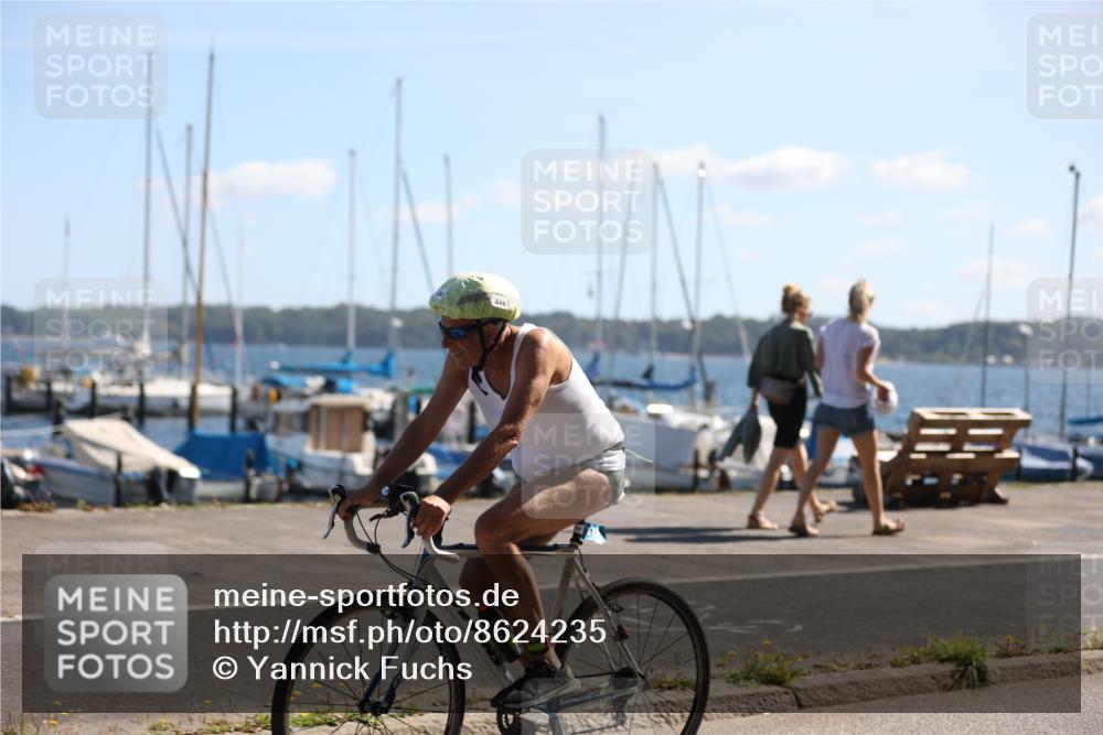 17.08.2025 - KN Förde Triathlon 2025 Yannick Fuchs http://msf.ph/oto/8624235 17.08.2025 11:26:58 Radfahren 294, 295, 346, 606, 609, 625, 629, 633, 359, 633 meine-sportfotos.de