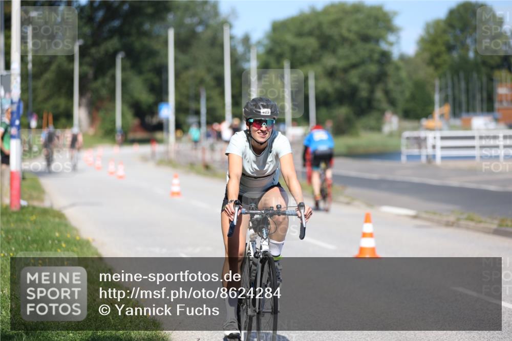 17.08.2025 - KN Förde Triathlon 2025 Yannick Fuchs http://msf.ph/oto/8624284 17.08.2025 11:27:44 Radfahren 268, 299, 319, 361, 382, 615, 618, 623, 624, 628, 332, 361, 608, 636 meine-sportfotos.de