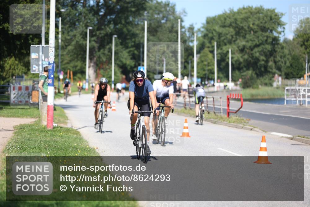 17.08.2025 - KN Förde Triathlon 2025 Yannick Fuchs http://msf.ph/oto/8624293 17.08.2025 11:27:54 Radfahren 264, 282, 319, 320, 323, 382, 615, 618, 624, 627, 268, 615, 618, 624 meine-sportfotos.de