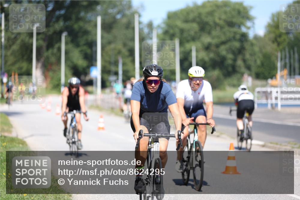 17.08.2025 - KN Förde Triathlon 2025 Yannick Fuchs http://msf.ph/oto/8624295 17.08.2025 11:27:55 Radfahren 264, 282, 319, 320, 323, 369, 382, 627, 268, 615, 618, 624 meine-sportfotos.de