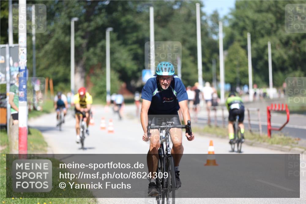 17.08.2025 - KN Förde Triathlon 2025 Yannick Fuchs http://msf.ph/oto/8624309 17.08.2025 11:28:03 Radfahren 297, 304, 369, 626, 264, 282, 320, 323, 627 meine-sportfotos.de