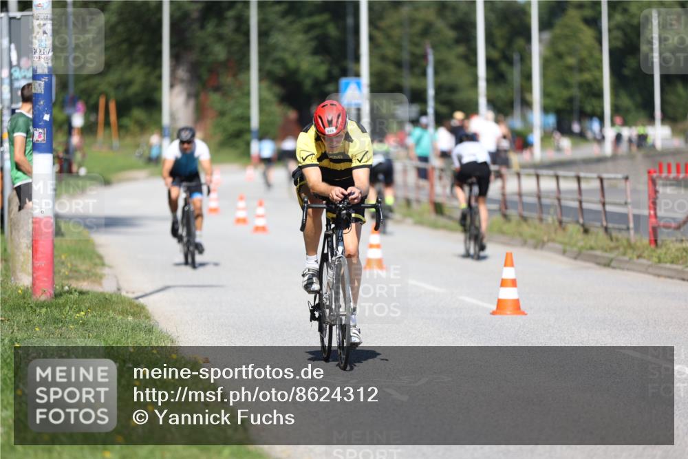 17.08.2025 - KN Förde Triathlon 2025 Yannick Fuchs http://msf.ph/oto/8624312 17.08.2025 11:28:05 Radfahren 297, 304, 369, 626, 264, 282, 320, 323, 627 meine-sportfotos.de