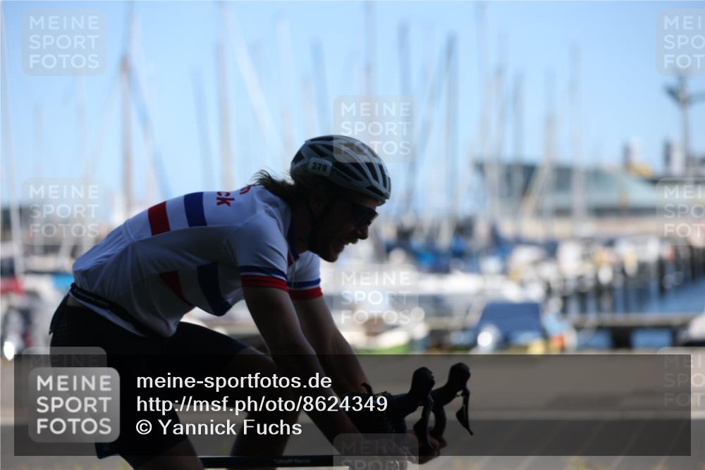 17.08.2025 - KN Förde Triathlon 2025 Yannick Fuchs http://msf.ph/oto/8624349 17.08.2025 11:30:33 Radfahren 272, 279, 358, 611, 272, 338 meine-sportfotos.de