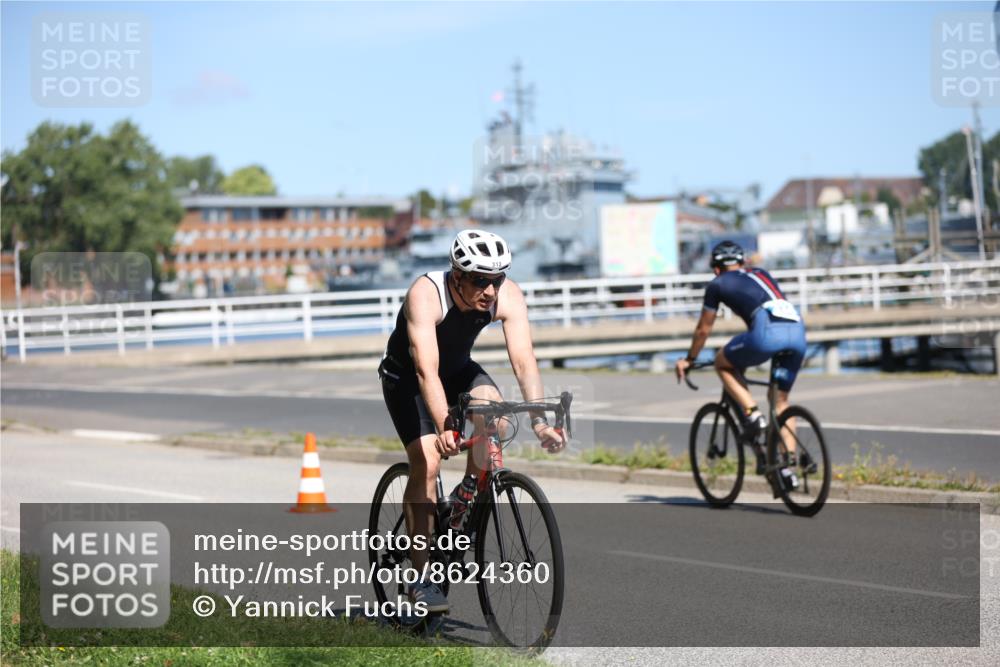 17.08.2025 - KN Förde Triathlon 2025 Yannick Fuchs http://msf.ph/oto/8624360 17.08.2025 11:31:07 Radfahren 267, 275, 287, 302, 312, 325, 607, 631, 270, 334 meine-sportfotos.de
