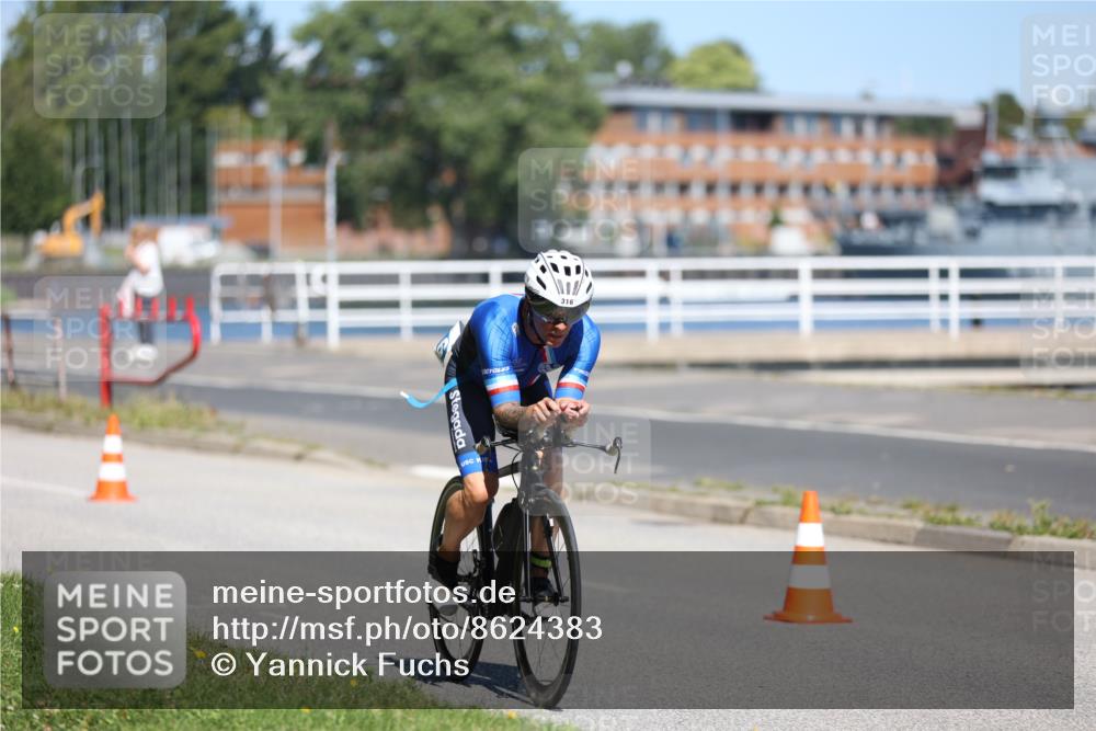17.08.2025 - KN Förde Triathlon 2025 Yannick Fuchs http://msf.ph/oto/8624383 17.08.2025 11:31:23 Radfahren 265, 316, 376, 605, 641, 267, 631 meine-sportfotos.de