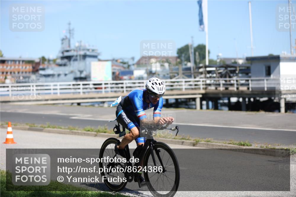 17.08.2025 - KN Förde Triathlon 2025 Yannick Fuchs http://msf.ph/oto/8624386 17.08.2025 11:31:24 Radfahren 265, 316, 376, 605, 641, 267 meine-sportfotos.de