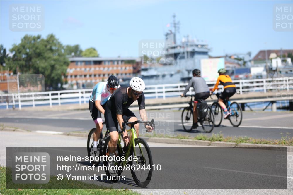 17.08.2025 - KN Förde Triathlon 2025 Yannick Fuchs http://msf.ph/oto/8624410 17.08.2025 11:31:35 Radfahren 265, 273, 283, 311, 321, 327, 331, 387, 603, 620, 265, 376, 605 meine-sportfotos.de