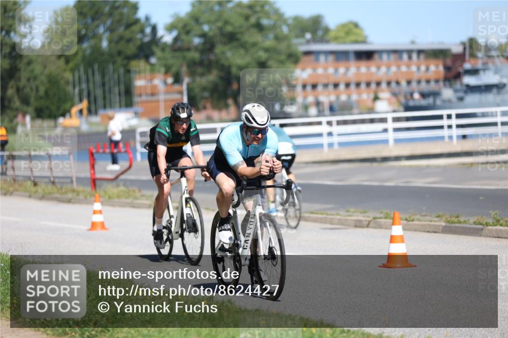 17.08.2025 - KN Förde Triathlon 2025 Yannick Fuchs http://msf.ph/oto/8624427 17.08.2025 11:31:42 Radfahren 273, 318, 321, 327, 331, 603, 283, 311, 321, 387, 620 meine-sportfotos.de