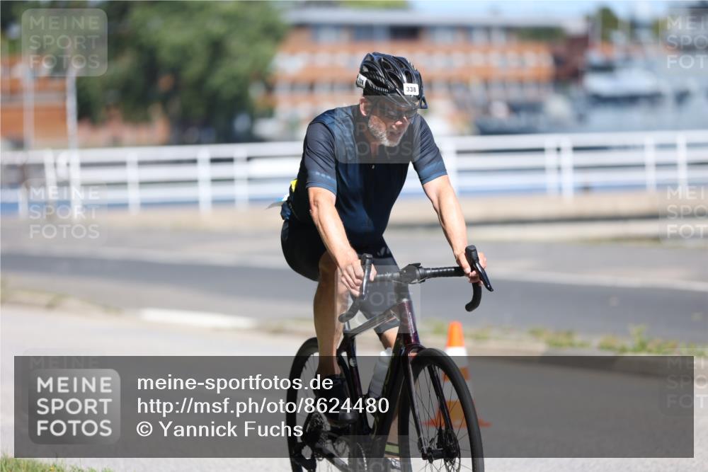 17.08.2025 - KN Förde Triathlon 2025 Yannick Fuchs http://msf.ph/oto/8624480 17.08.2025 11:32:22 Radfahren 281, 306, 338, 364, 379, 389, 611 meine-sportfotos.de