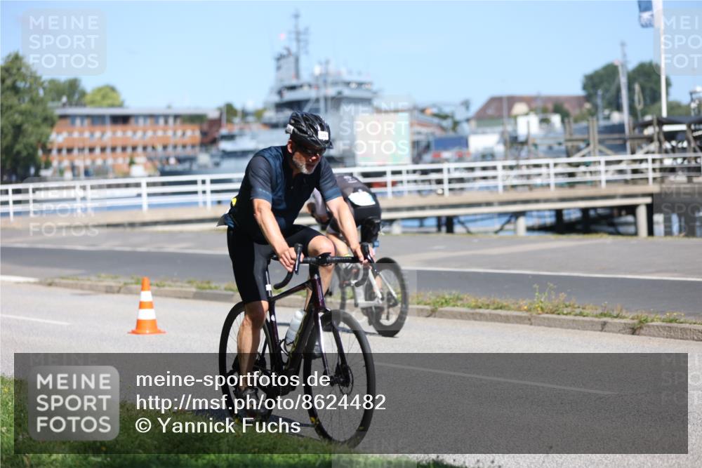 17.08.2025 - KN Förde Triathlon 2025 Yannick Fuchs http://msf.ph/oto/8624482 17.08.2025 11:32:23 Radfahren 281, 306, 338, 364, 375, 379, 389, 306, 389, 611 meine-sportfotos.de